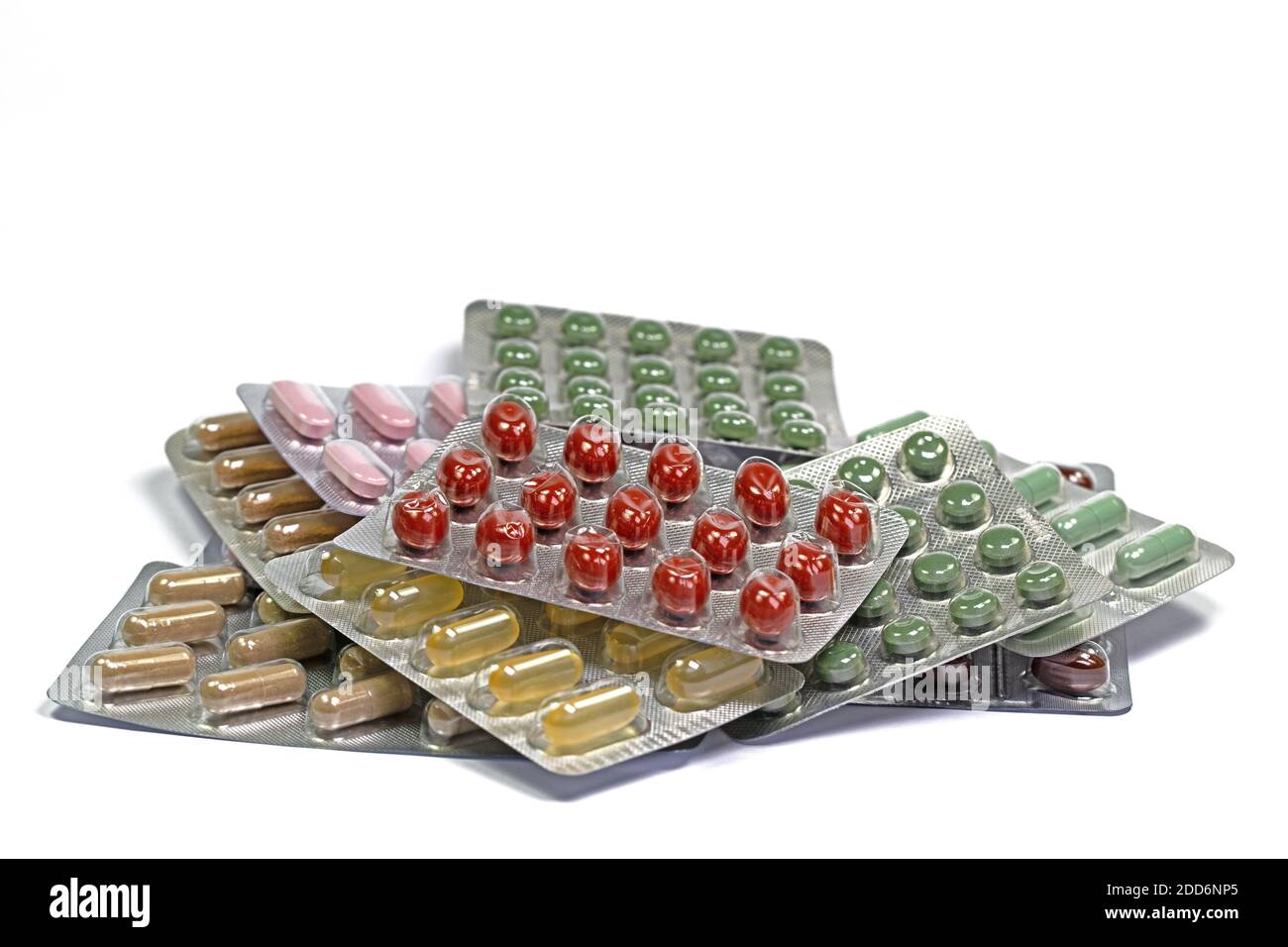 Viele Tabletten, Medikamente isoliert vor weißem Hintergrund Stockfoto
