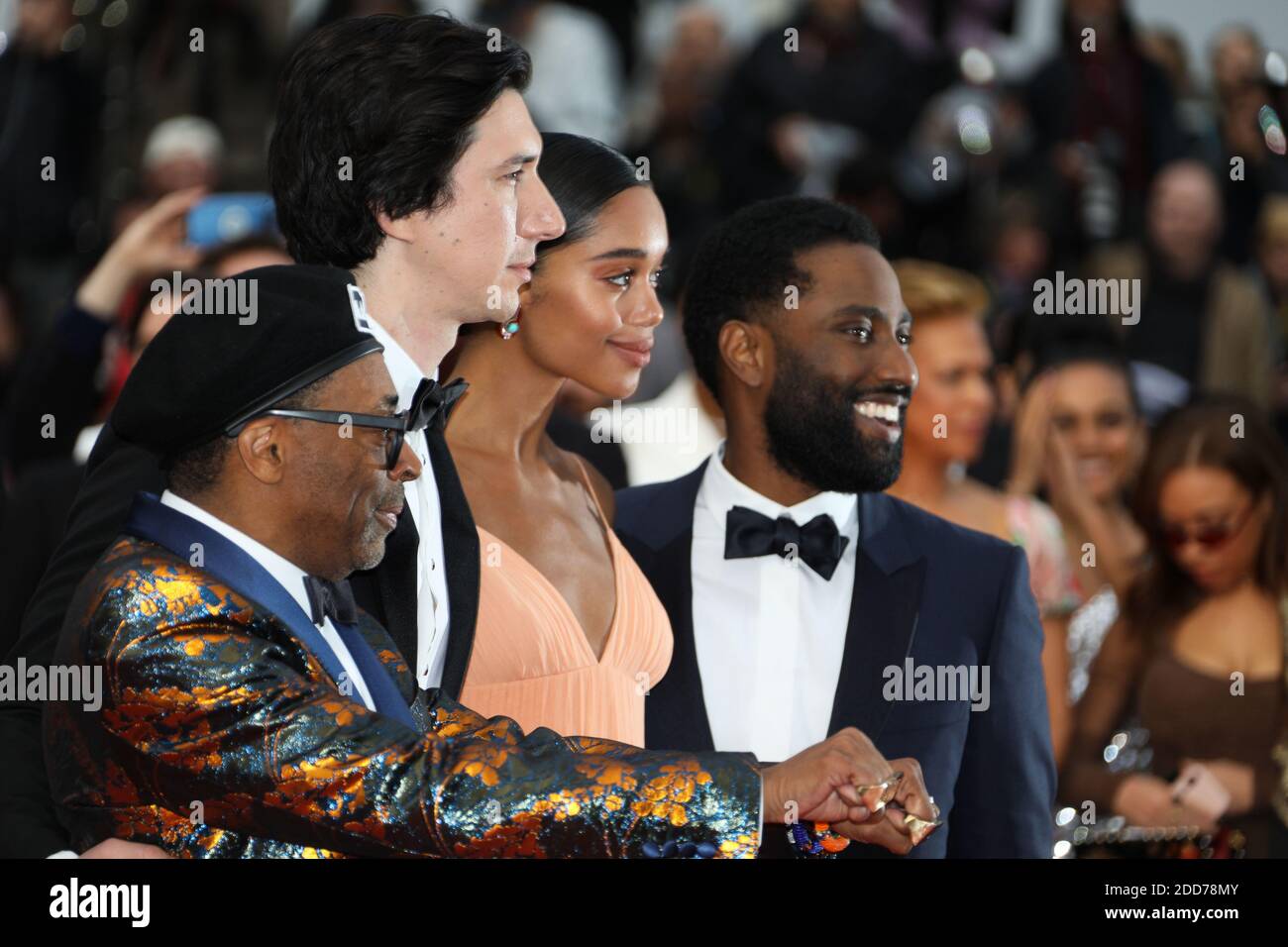 DIE US-Schauspielerin Laura Harrier, der US-Schauspieler Topher Grace, der US-Regisseur Spike Lee und der US-Schauspieler Adam Driver, die am 14. Mai 2018 im Palais des Festivals in Cannes bei der Vorführung von 'Blackkklansman' während des 71. Jährlichen Filmfestivals in Cannes, Frankreich, teilnahmen. Foto von David Boyer/ABACAPRESS.COM Stockfoto