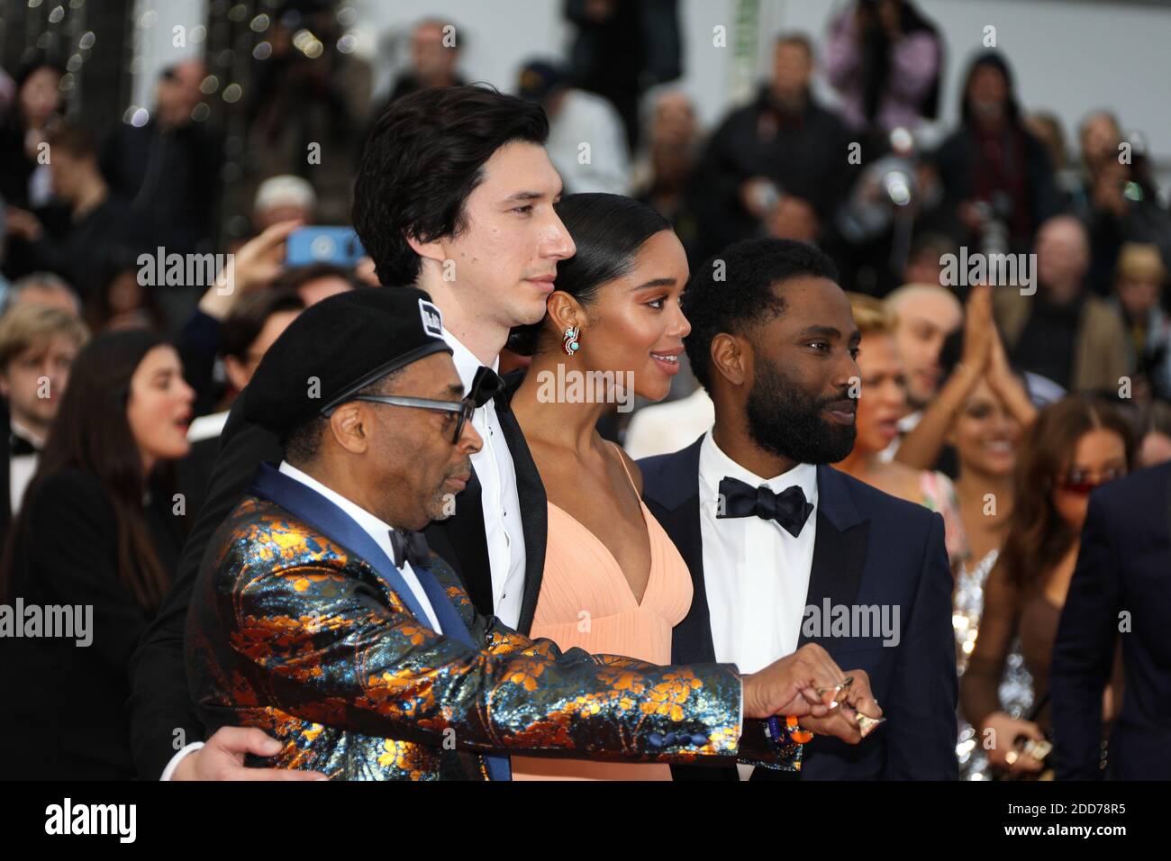 DIE US-Schauspielerin Laura Harrier, der US-Schauspieler Topher Grace, der US-Regisseur Spike Lee und der US-Schauspieler Adam Driver, die am 14. Mai 2018 im Palais des Festivals in Cannes bei der Vorführung von 'Blackkklansman' während des 71. Jährlichen Filmfestivals in Cannes, Frankreich, teilnahmen. Foto von David Boyer/ABACAPRESS.COM Stockfoto