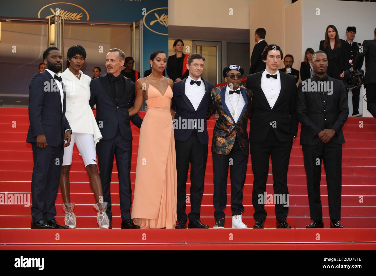 John David Washington, Damaris Lewis, Jasper Paakkonen, Laura Harrier, Topher Grace, Regisseur Spike Lee, Adam Driver und Corey Hawkins bei der Vorführung von "Blackkklansman" während des 71. Cannes Film Festival im Palais des Festivals am 14. Mai 2018 in Cannes, Frankreich. Foto von David Boyer/ABACAPRESS.COM Stockfoto