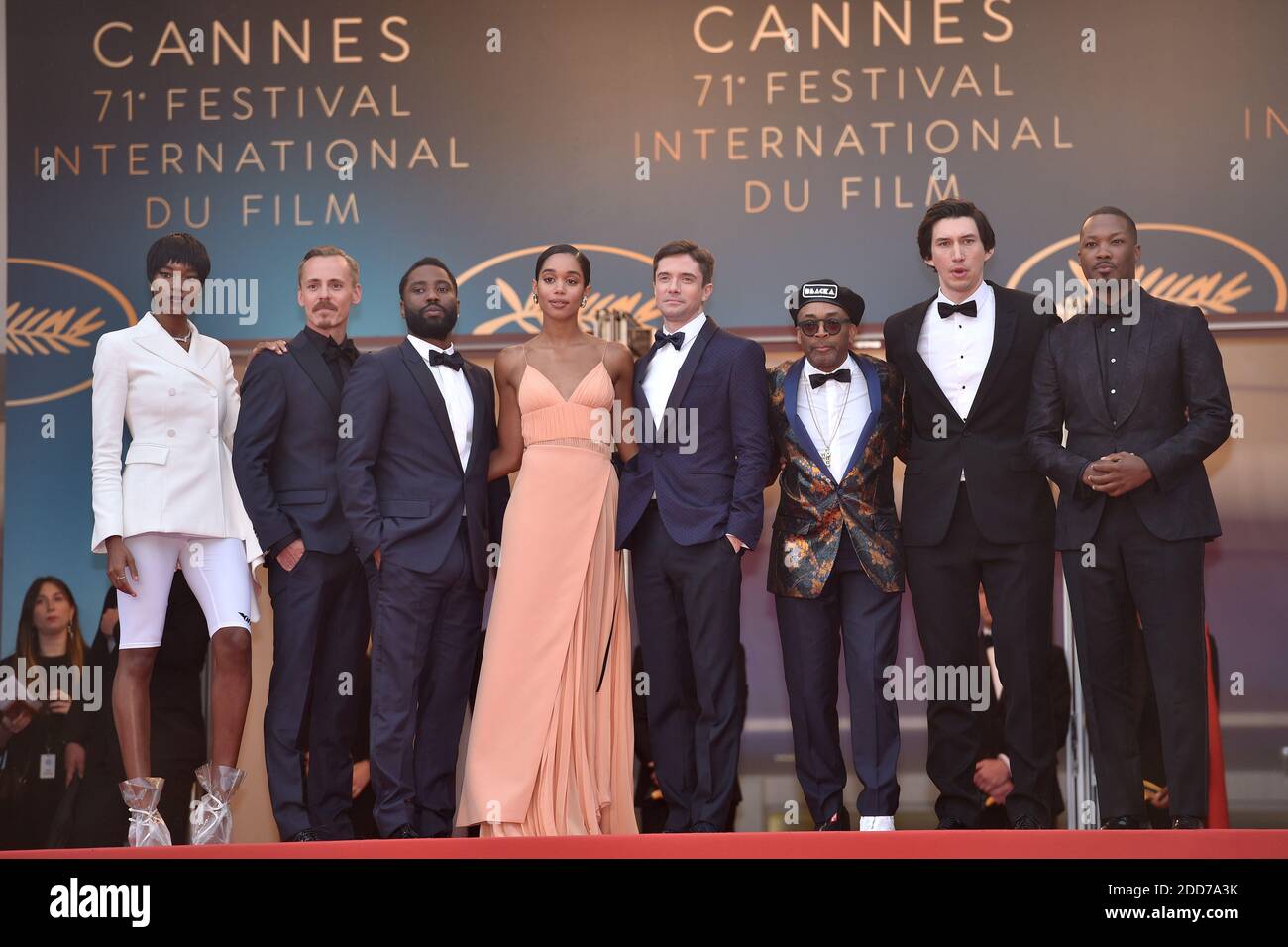 Damaris Lewis, Jasper Paakkonen, John David Washington, Laura Harrier, Topher Grace, Regisseur Spike Lee, Adam Driver und Corey Hawkins besuchen die Blackklansman-Vorführung, die am 14. Mai 2018 im Palais des Festivals in Cannes, Frankreich, im Rahmen der 71. Jährlichen Filmfestspiele von Cannes stattfand. Foto von Lionel Hahn/ABACAPRESS.COM Stockfoto