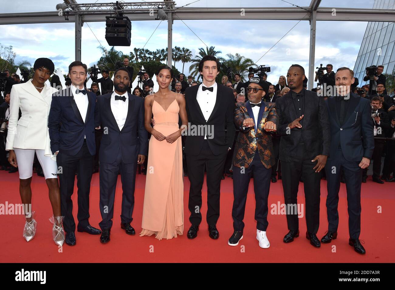 Damaris Lewis, Jasper Paakkonen, John David Washington, Laura Harrier, Topher Grace, Regisseur Spike Lee, Adam Driver und Corey Hawkins besuchen die Blackklansman-Vorführung, die am 14. Mai 2018 im Palais des Festivals in Cannes, Frankreich, im Rahmen der 71. Jährlichen Filmfestspiele von Cannes stattfand. Foto von Lionel Hahn/ABACAPRESS.COM Stockfoto