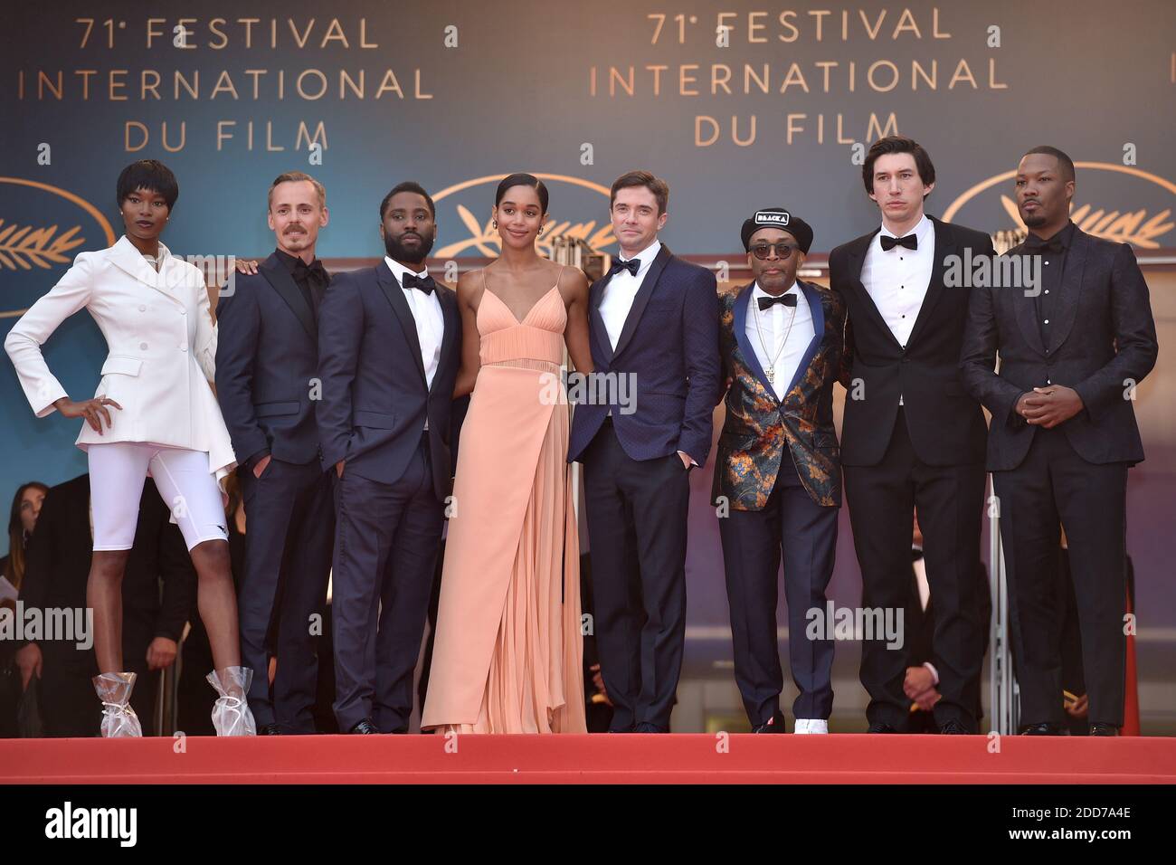 Damaris Lewis, Jasper Paakkonen, John David Washington, Laura Harrier, Topher Grace, Regisseur Spike Lee, Adam Driver und Corey Hawkins besuchen die Blackklansman-Vorführung, die am 14. Mai 2018 im Palais des Festivals in Cannes, Frankreich, im Rahmen der 71. Jährlichen Filmfestspiele von Cannes stattfand. Foto von Lionel Hahn/ABACAPRESS.COM Stockfoto