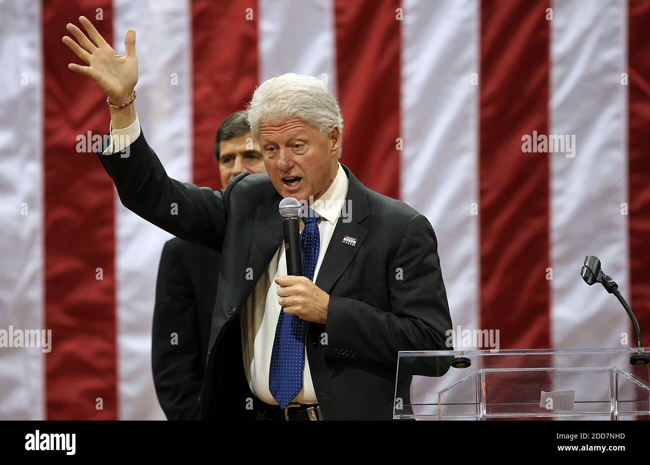 KEIN FILM, KEIN VIDEO, KEIN Fernsehen, KEIN DOKUMENTARFILM - der ehemalige Präsident Bill Clinton hält eine Rede, während er für seine Frau, die demokratische Präsidentschaftskandidatin Senatorin Hillary Clinton, am 7. März 2008 auf dem Campus von Penn State Brandywine in Media, PA, USA, wirbt. Foto von Michael Bryant/Philadelphia Inquirer/MCT/ABACAPRESS.COM Stockfoto