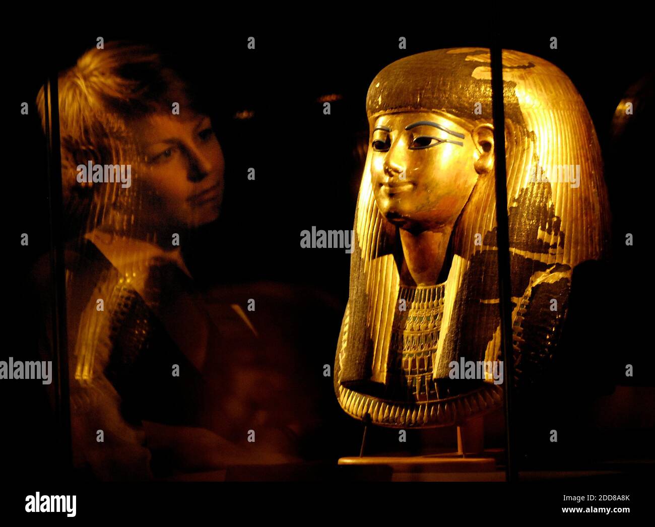 Tutankhamun And The Golden Age Of The Pharaohs Exhibit Stockfotos Und Bilder Kaufen Alamy