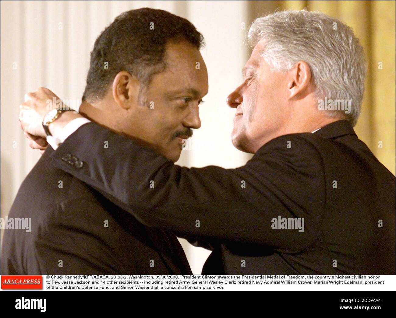 KEIN FILM, KEIN VIDEO, KEIN TV, KEIN DOKUMENTARFILM - © CHUCK KENNEDY/KRT/ABACA. 20193-2. Washington, 09/08/2000. Präsident Clinton vergibt die Presidential Medal of Freedom, die höchste zivile Ehre des Landes an Rev. Jesse Jackson und 14 weitere Empfänger -- einschließlich pensionierter Armeegeneral Wesley Clark; reti Stockfoto