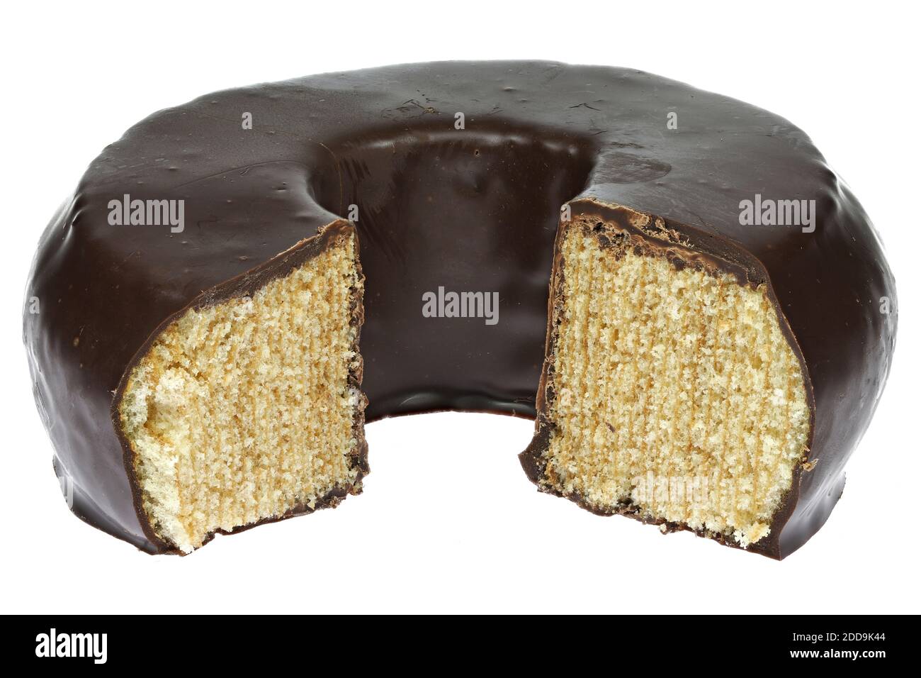 Schokolade überzogen deutschen Baumkuchen isoliert auf weißem Hintergrund Stockfoto