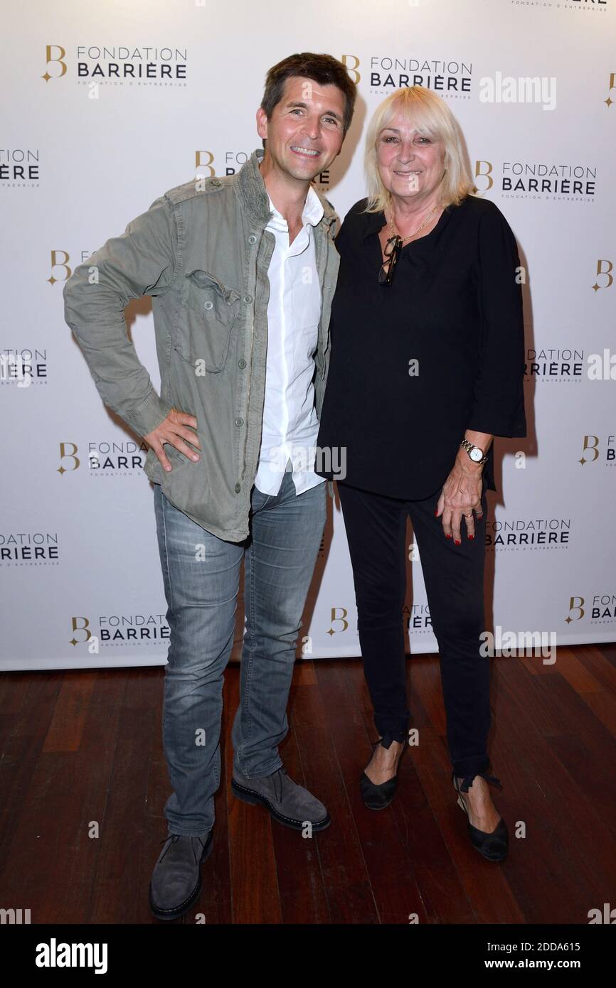 Thomas Sotto et Julie Leclerc assistent a la Premiere du Film Les Chatouilles au Cinema Pulicis a Paris, France le 17 Septembre 2018. Foto von Aurore Marechal/ABACAPRESS.COM Stockfoto