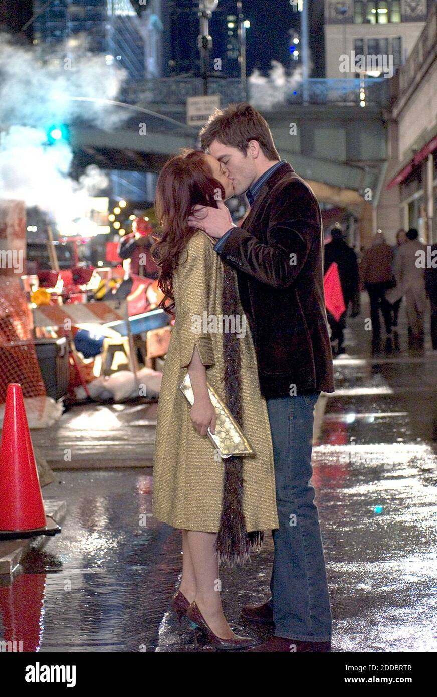 KEIN FILM, KEIN VIDEO, KEIN Fernsehen, KEIN DOKUMENTARFILM - Ashley (Lindsay Lohan), Left und Jake (Chris Pine) finden in New York City im 20th Century Fox-Film "Just My Luck" Liebe - und Extreme des Glücks. FOTO VON KRT/ABACAPRESS.COM Stockfoto