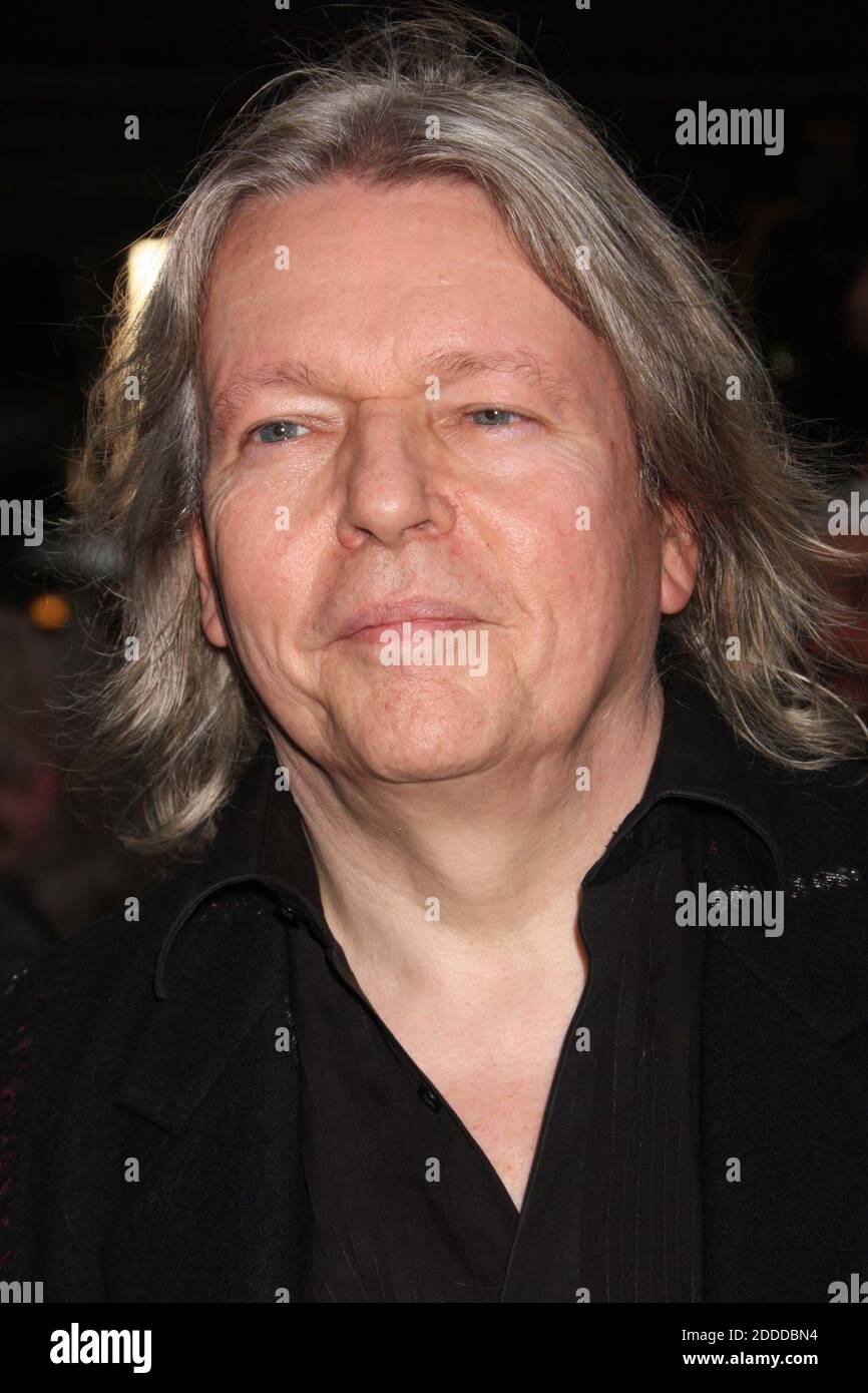 Christopher Hampton bei einer Vorführung von Miramax Films' 'Cheri' im DGA Theater in New York City am 06-16-2009. Foto: Henry McGee/MediaPunch Stockfoto