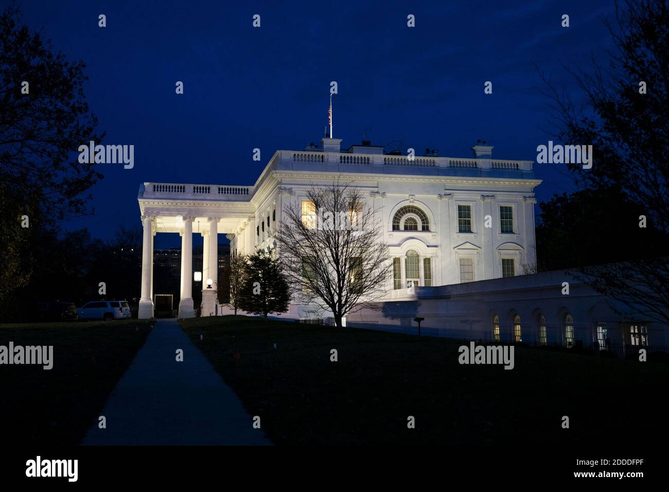 Washington, Usa. November 2020. Das Weiße Haus in Washington, DC am Dienstag, 24. November 2020. Foto von Kevin Dietsch/UPI Kredit: UPI/Alamy Live News Stockfoto