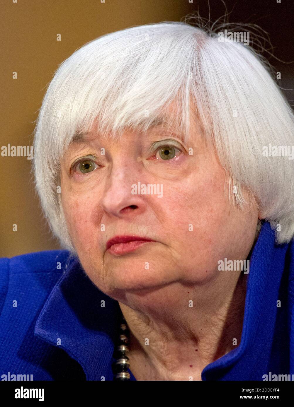 Janet L. Yellen, Vorsitzende des Gouverneursrates des Federal Reserve Systems, bezeugt vor dem Senatsausschuss für Banken, Wohnungsbau und Stadtangelegenheiten der Vereinigten Staaten am Dienstag, dem 14. Februar 2017, den „halbjährlichen geldpolitischen Bericht an den Kongress“ auf dem Capitol Hill in Washington, DC.Quelle: Ron Sachs / CNP /MediaPunch Stockfoto