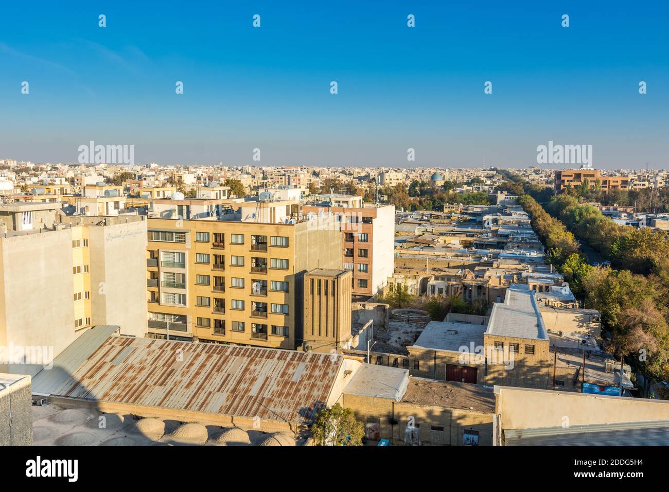 Luftaufnahme der Wohngebäude Skyline von Isfahan des Iran, einer der berühmtesten historischen Stadt im Nahen Osten. Stockfoto