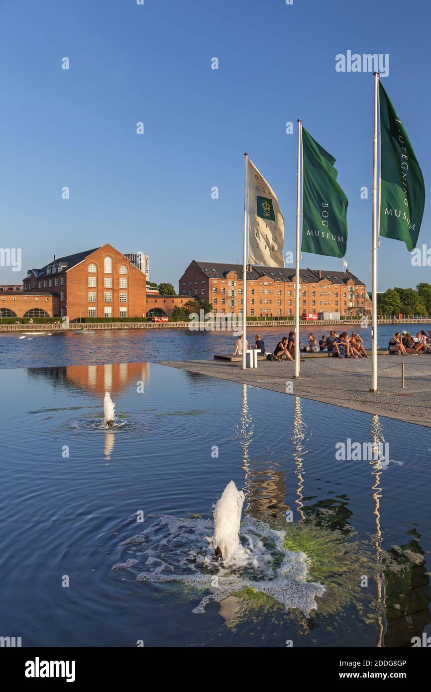 Geographie / Reisen, Dänemark, Kopenhagen, am Hafen vor dem Rassediamanten der Dänische R, Additional-Rights-Clearance-Info-not-available Stockfoto