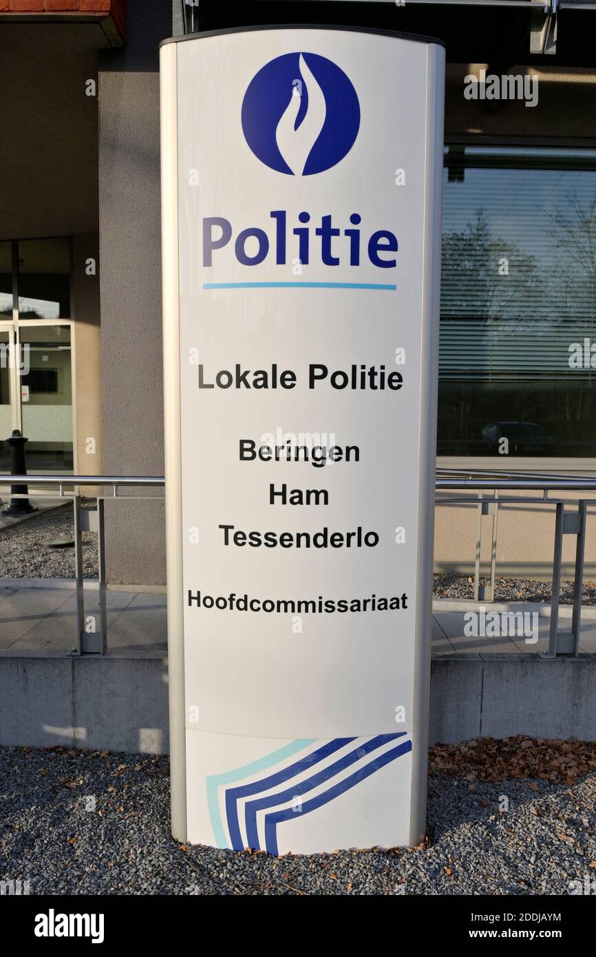 Abbildung Bild zeigt die Polizeistation in Beringen, Mittwoch, 25. November 2020. BELGA FOTO YORICK JANSENS Stockfoto