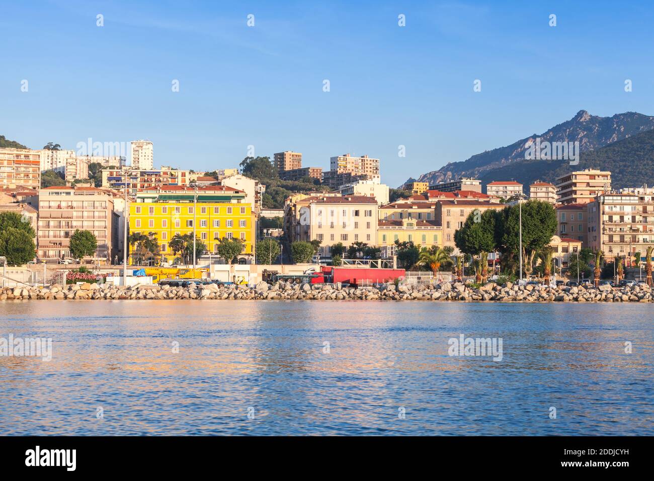 Hafen von Ajaccio. Korsika, französische Insel im Mittelmeer Stockfoto