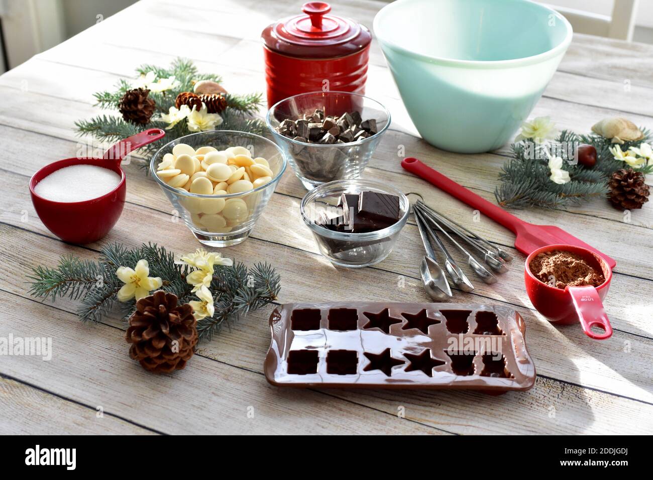 Festliche Urlaub Schokolade Herstellung von Vorräten und Zutaten zu Gourmet machen Leckereien und Geschenke für Familie und Freunde zur Weihnachtszeit Stockfoto