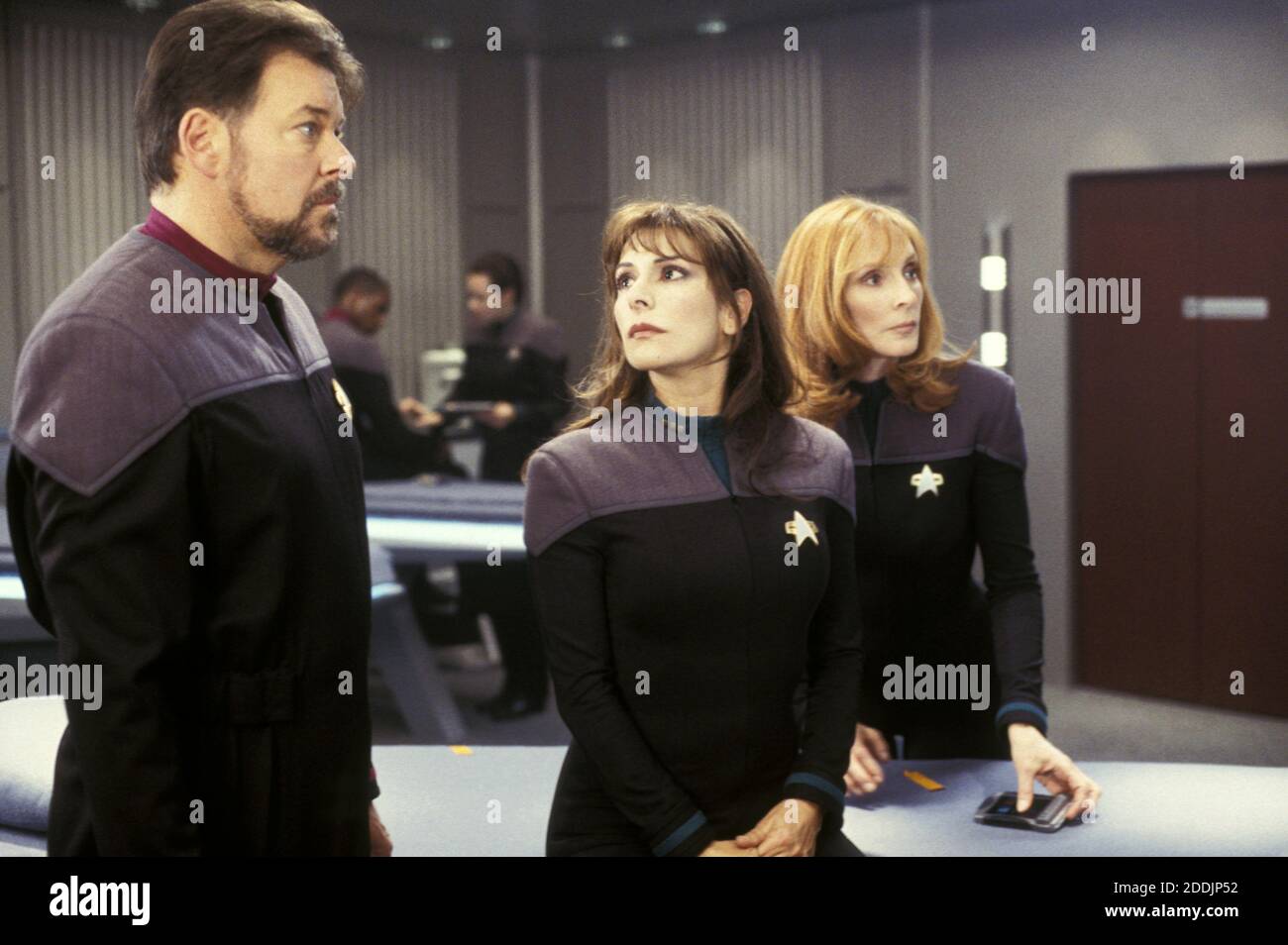 Gates mcfadden star trek nemesis Fotos und Bildmaterial in hoher