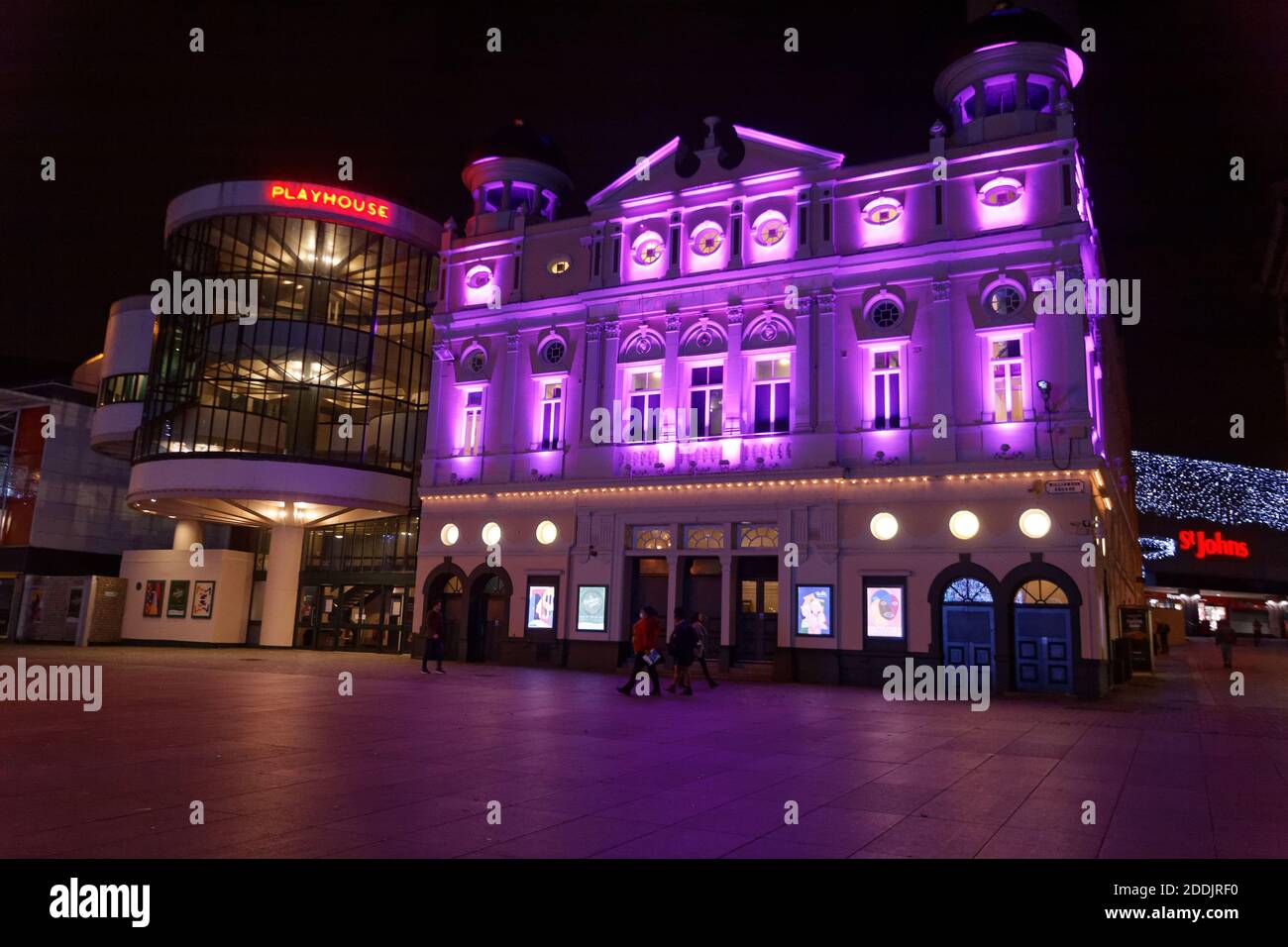 Liverpool City Centre bei Nacht Stockfoto