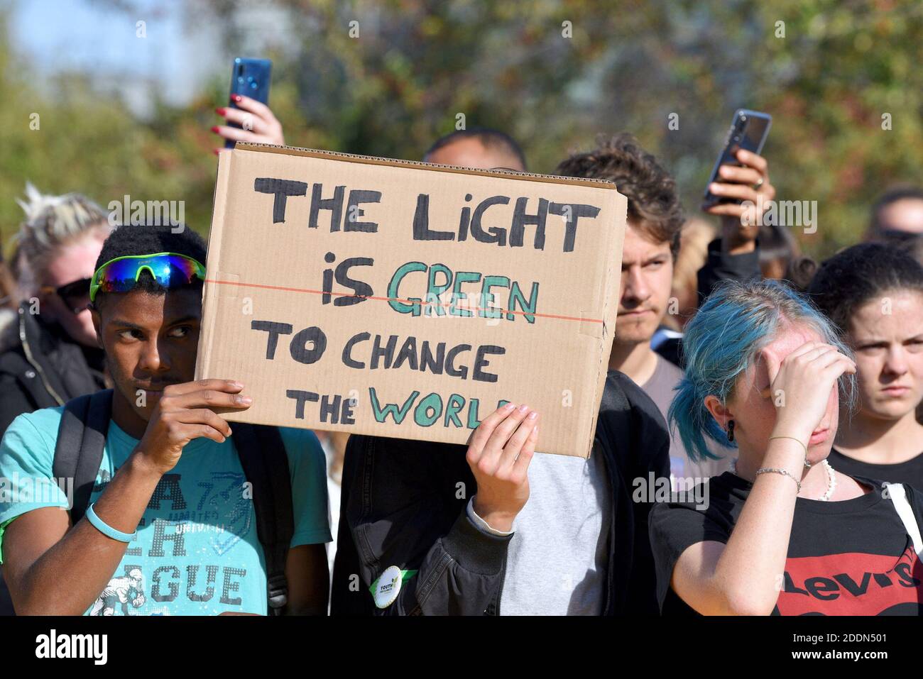 Freitag für zukünftige Proteste in Straßburg, Frankreich, am 20. September 2019. Viele Demonstranten reagieren auf die Forderung nach einem globalen Klimaschlag und wollen für mehr Klimaschutz kämpfen. Sie wollen die Aufrufe zu Streiks und Protesten auf der ganzen Welt unterstützen. Foto von Nicolas Roses/ABACAPRESS.COM Stockfoto