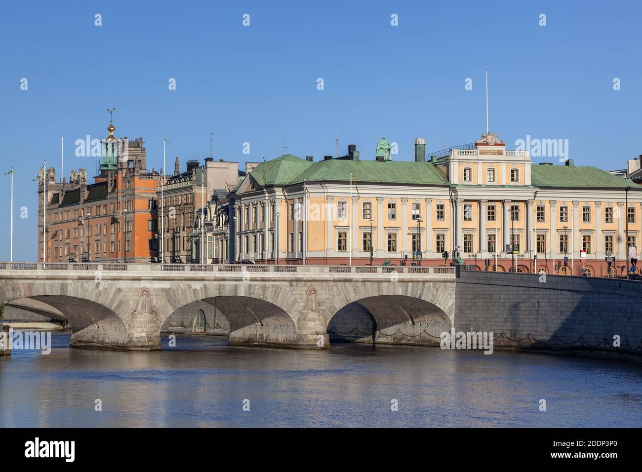 Geographie / Reisen, Schweden, Stockholm, Thronfolgerpalais und Königliche Oper auf dem Gustav Adolph Torg , Additional-Rights-Clearance-Info-not-available Stockfoto