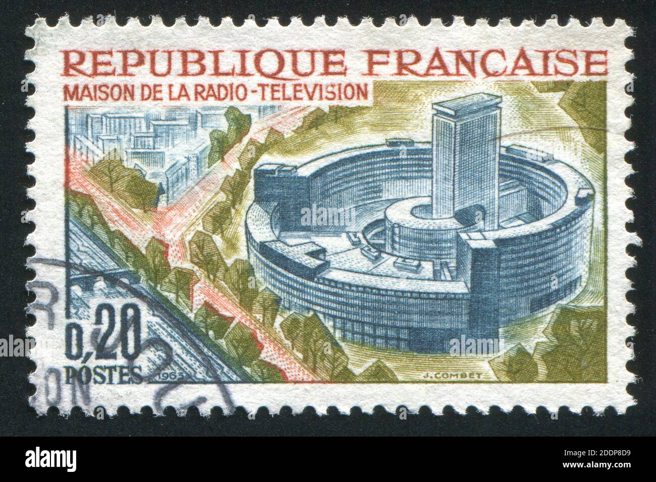 FRANKREICH - UM 1963: Briefmarke gedruckt von Frankreich, zeigt Radio- und Fernsehzentrum, Paris, um 1963 Stockfoto