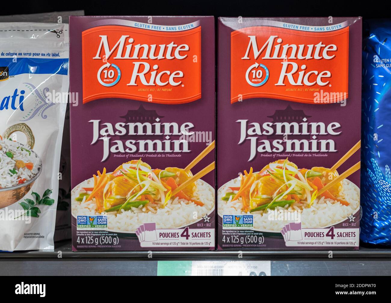 Nicht-GVO-Jasminreis mit dem Markennamen Minute Rice Auf einem Ladenregal gesehen Stockfoto