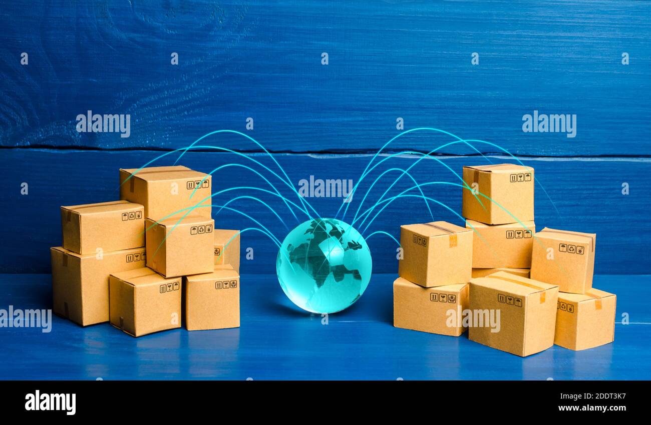Boxen mit dem Planeten verbunden. Konzept der Lieferung von Waren und Produkten auf der ganzen Welt. Internationaler Warentransport. Business globalisat Stockfoto
