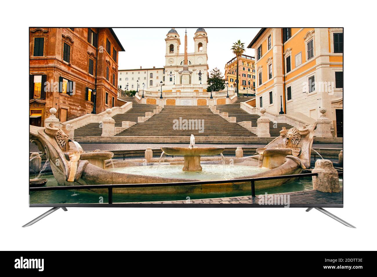 Ein moderner Fernseher mit einer Auflösung von 8K, der die spanische Treppe auf der Plaza de Spain in Rom, Italien, zeigt. Fernseher auf weißem Hintergrund isoliert Stockfoto