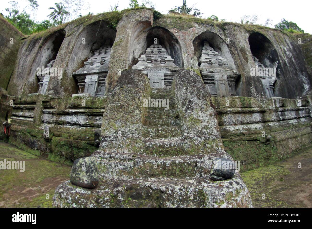 Königliche Gräber im Gunung Kawi Tempel und Grabkomplex, Tampaksiring, Bali, Indonesien Stockfoto