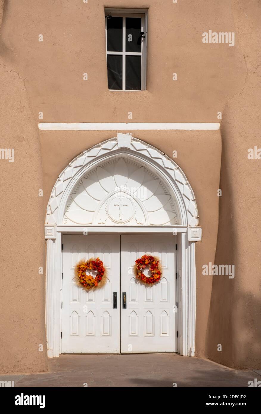 Die adobe Mission Church of San Francisco de Asis - St. Francis of Assissi - in Ranchos de Taos, New Mexico, USA Stockfoto