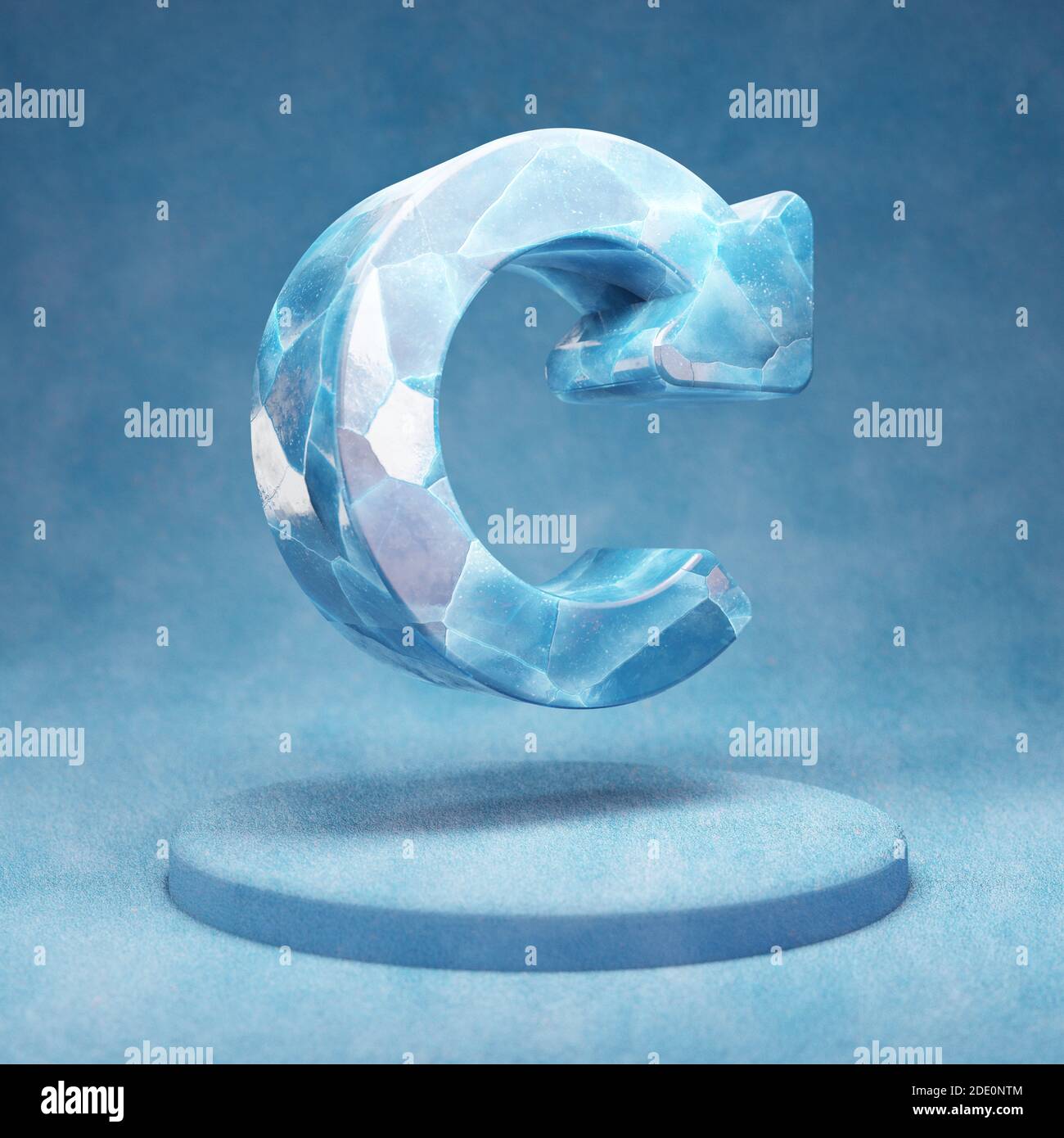 Symbol „Wiederholen“. Cracked blau Ice Recycle Symbol auf blauem Schnee Podium. Social Media Symbol für Website, Präsentation, Design-Template-Element. 3D-Rendering. Stockfoto