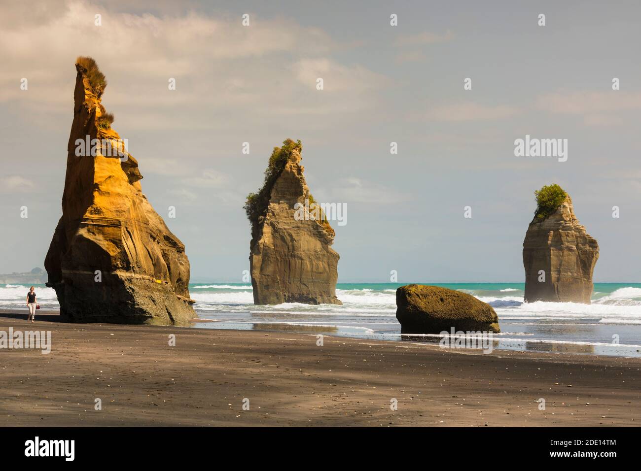 Three Sisters Beach, Tongaporutu, Taranaki, Nordinsel, Neuseeland, Pazifik Stockfoto