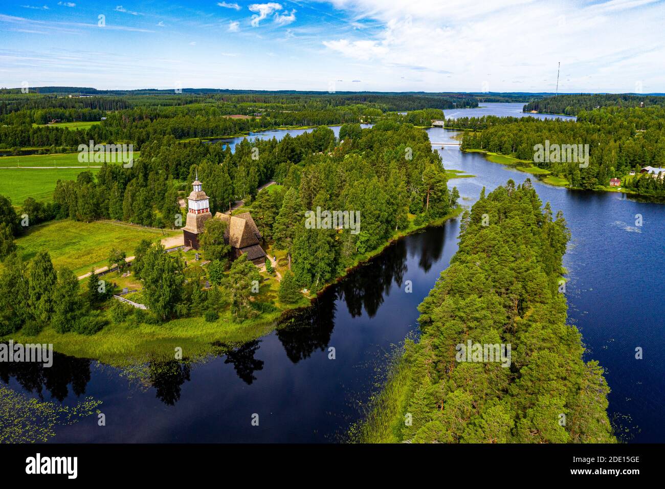 Luftaufnahme von Petaejeveden (Petajavesi) einschließlich der Alten Kirche, UNESCO-Weltkulturerbe, Finnland, Europa Stockfoto