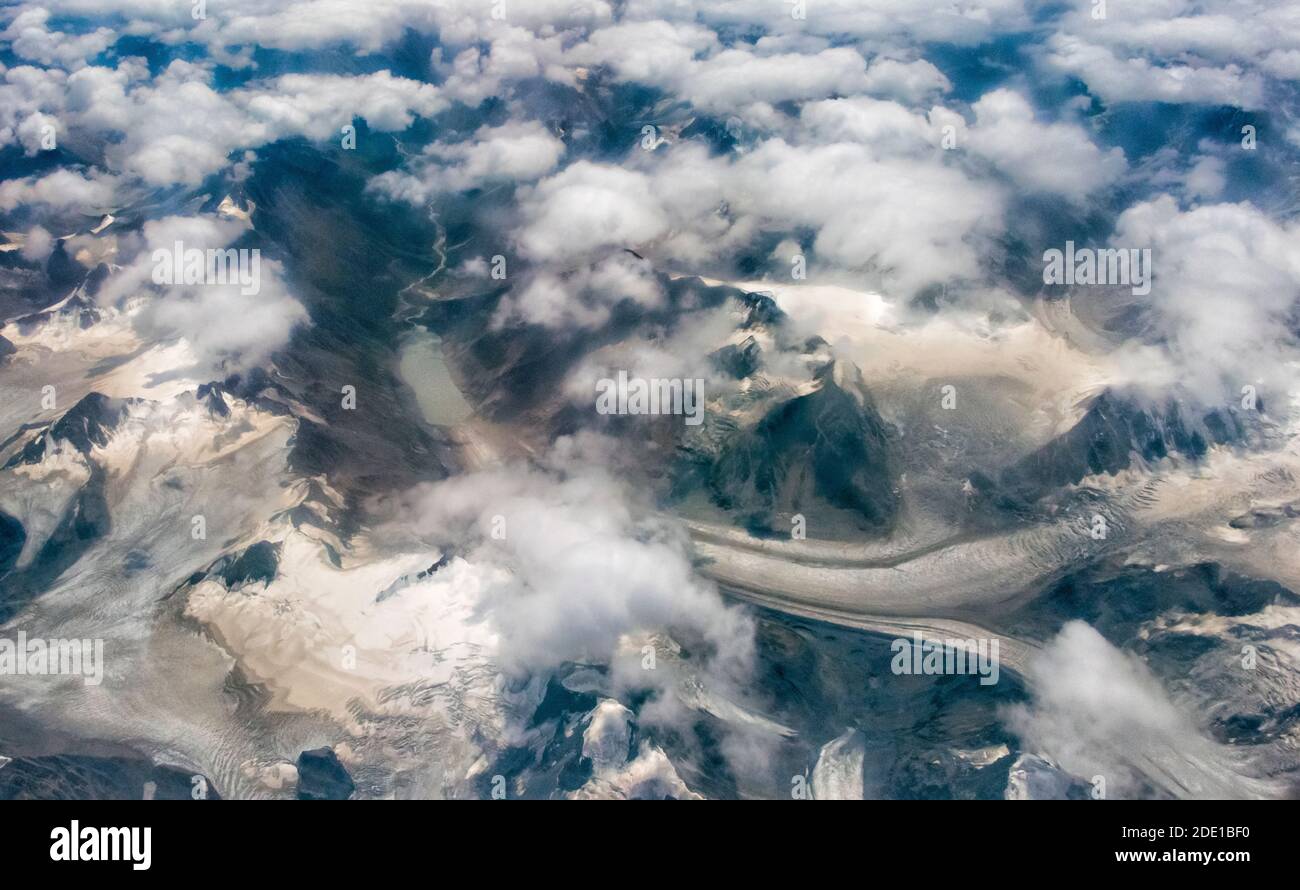 Luftaufnahme des Schneeberges auf dem tibetischen Plateau, China Stockfoto