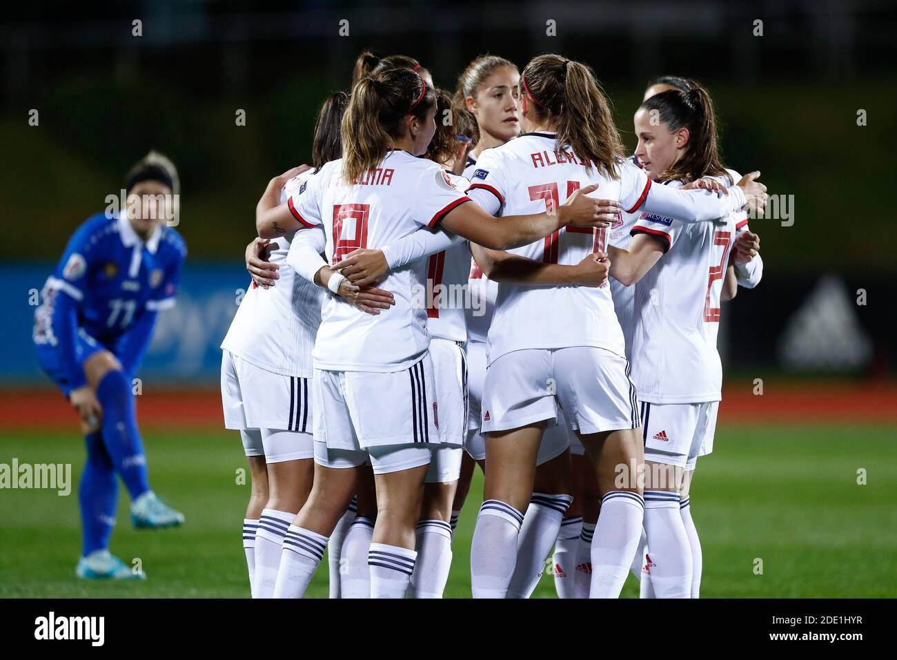 Aitana Bonmati aus Spanien feiert ein Tor mit Teamkollegen während der UEFA Women &#039;s Euro 2022, Qualifying Group D Football ma / LM Stockfoto