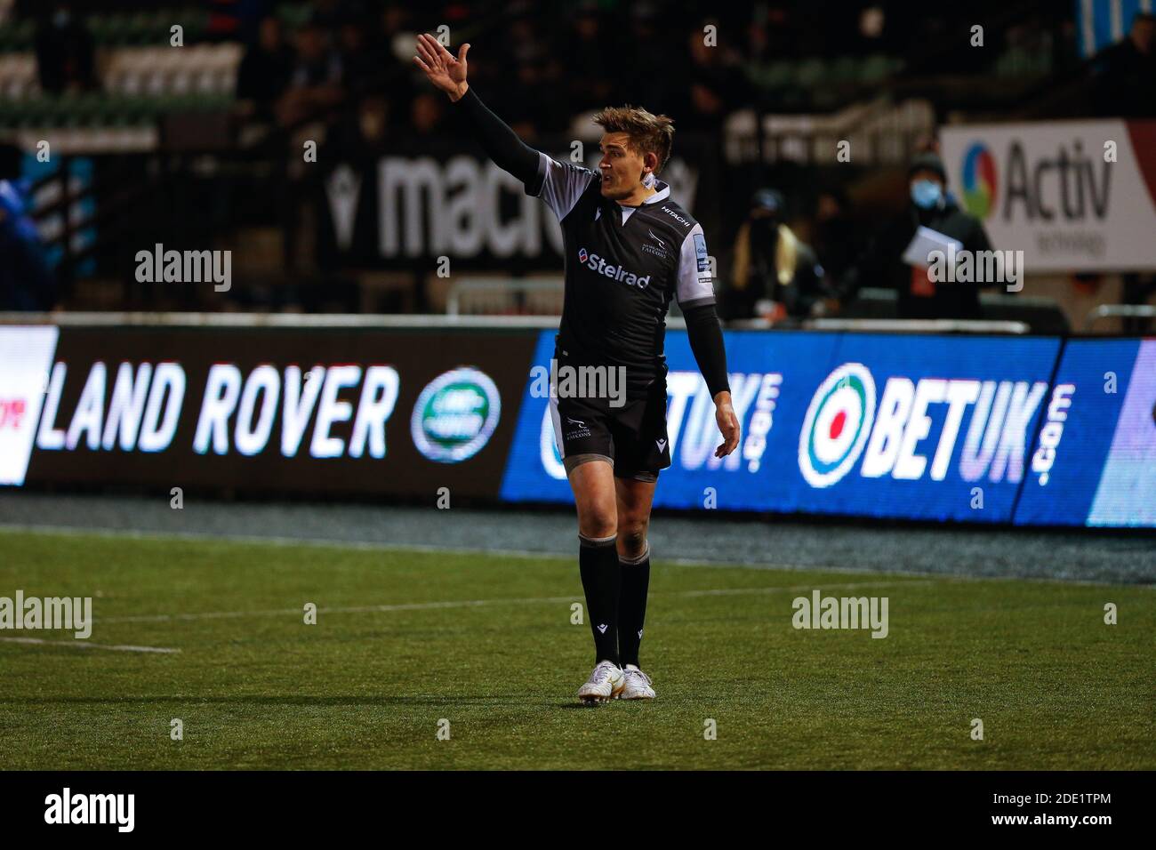 NEWCASTLE UPON TYNE, ENGLAND 27. NOVEMBER Toby Flood of Newcastle Falcons während des Gallagher Premiership Matches zwischen Newcastle Falcons und Sale Sharks im Kingston Park, Newcastle am Freitag 27. November 2020. (Quelle: Chris Lishman, Mi News) Stockfoto