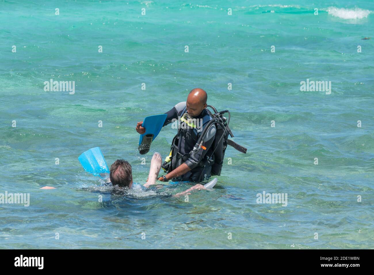 Tauchen Privatunterricht, einer nach dem anderen, auf Mauritius Stockfoto