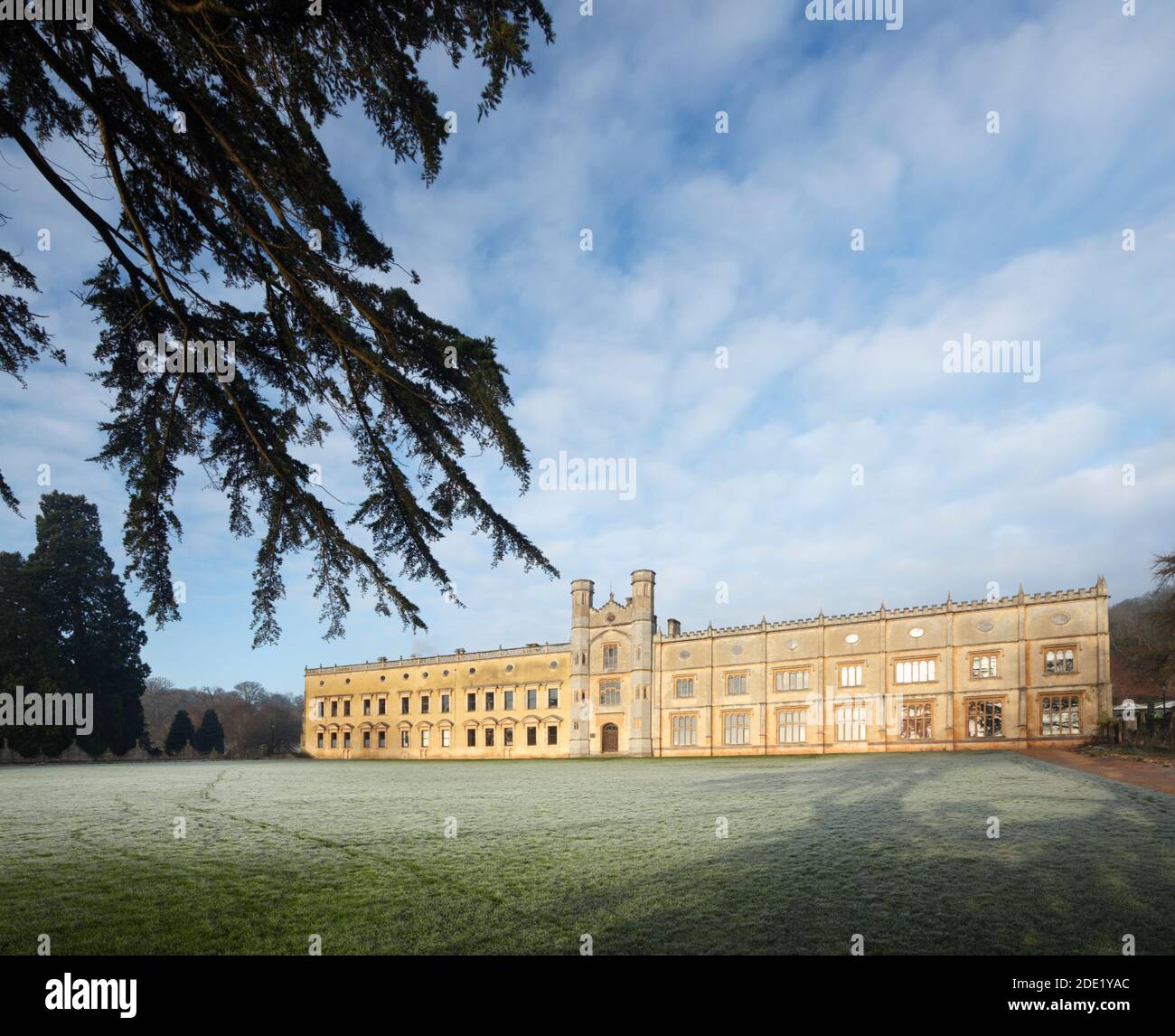 Ashton Court Mansion an einem frostigen Wintermorgen; . Bristol. VEREINIGTES KÖNIGREICH. Stockfoto