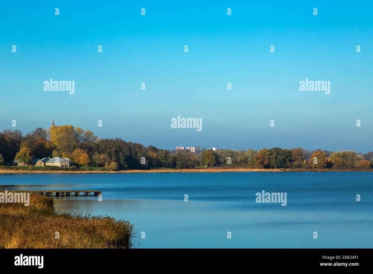 Modernes Wikingermuseum Haithabu, Busdorf bei Schleswig, Haddebyer Noor, Schleiregion, touristisches Highlight, Schleswig-Holstein, Norddeutschland, Europa Stockfoto
