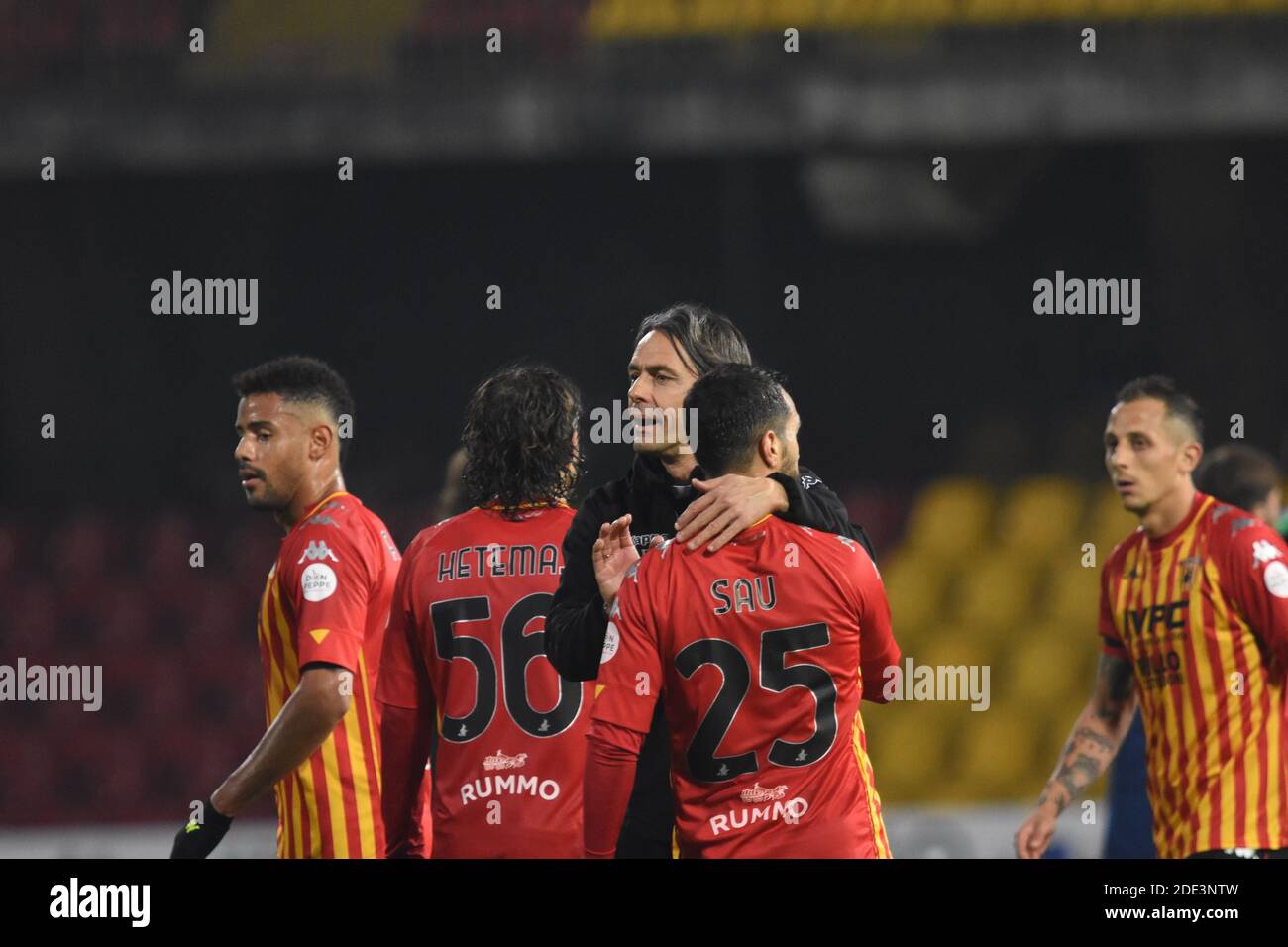Filippo Inzaghi Trainer Von Benevento Wahrend Des Spiels Der Italienischen Fussball Liga Serie A Zwischen Benevento Gegen Udinese Endergebnis 2 4 Spiel Spielen Stockfotografie Alamy