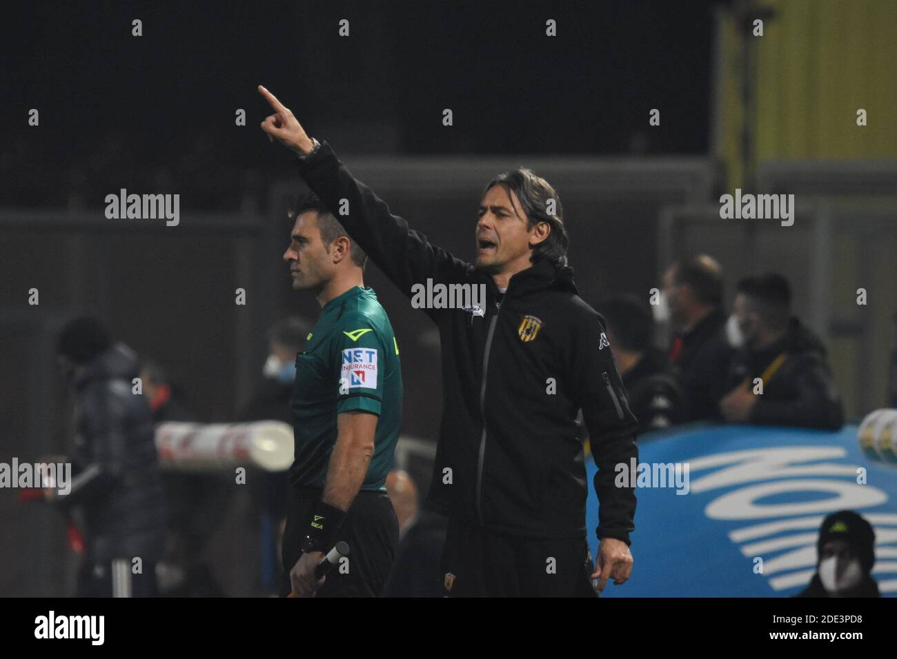 Filippo Inzaghi Trainer Von Benevento Wahrend Des Spiels Der Italienischen Fussball Liga Serie A Zwischen Benevento Gegen Udinese Endergebnis 2 4 Spiel Spielen Stockfotografie Alamy