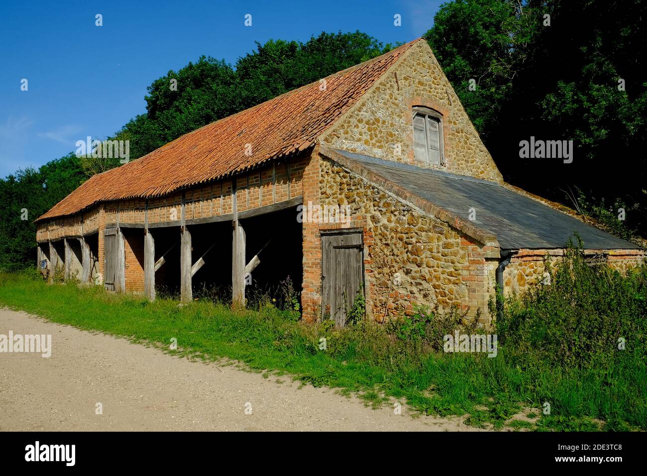 Eine alte Norfolk Scheune in der Nähe von Ringstead, Norfolk, England Stockfoto