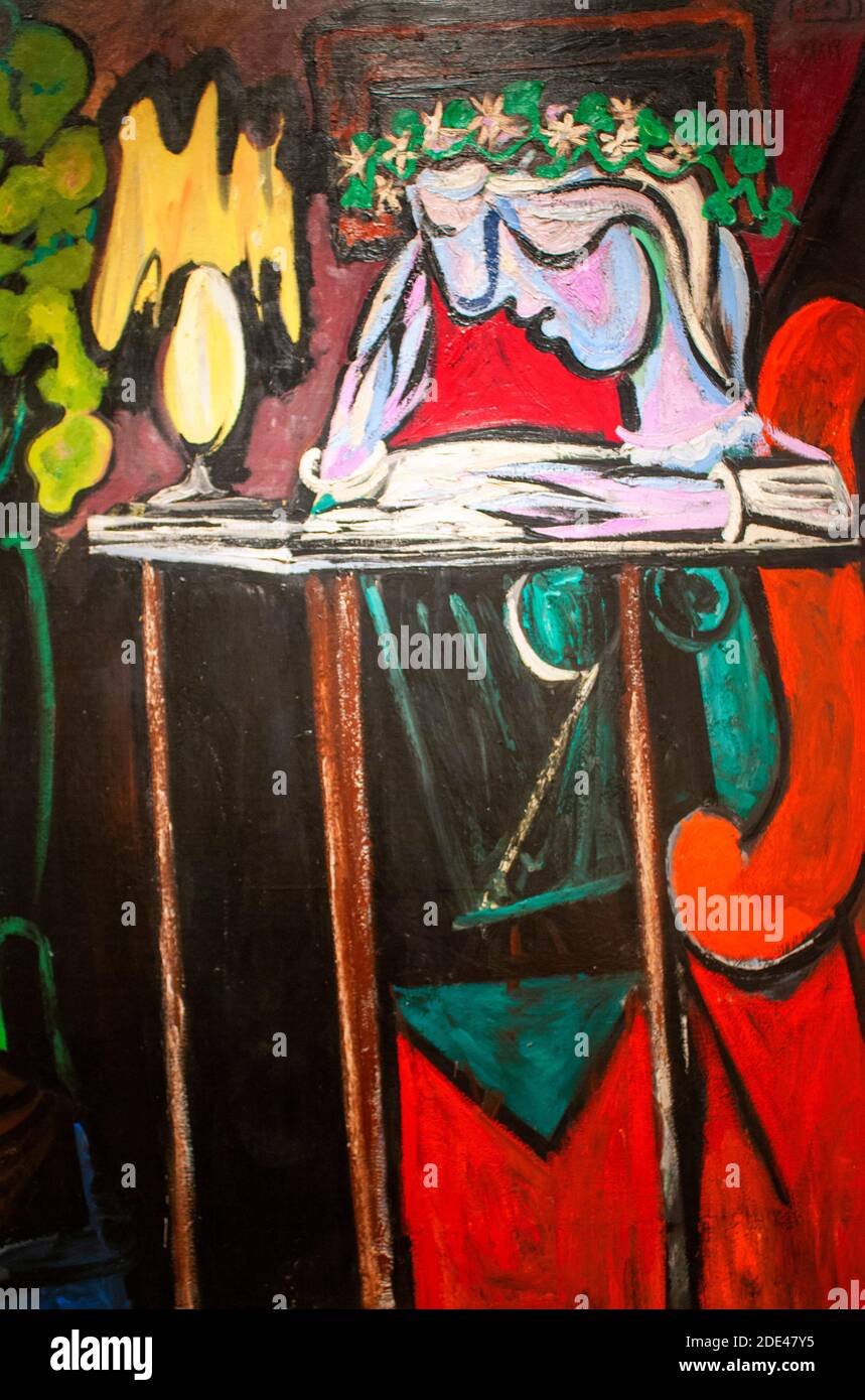 Pablo Picasso. Mädchen beim Lesen an einem Tisch, 1934 im Metropolitan Museum of Art, New York, USA. In diesem Gemälde seiner Geliebten Marie-Thérèse Walter gelesen Stockfoto