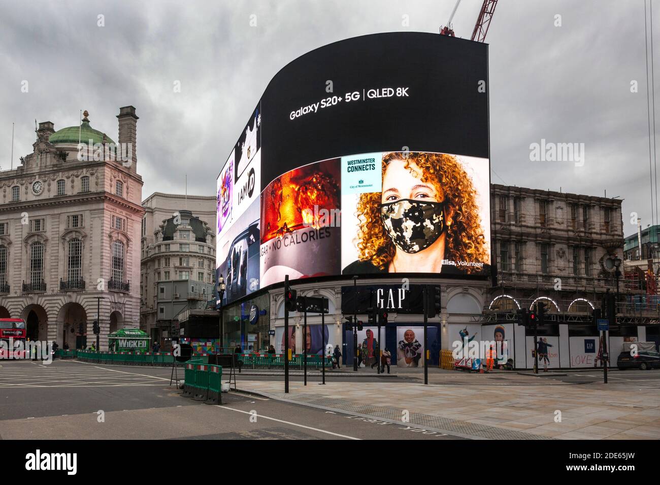23. November 2020, ein leerer Piccadilly Circus, Central London, während der zweiten Covid 19 nationalen Sperre von 2020 Stockfoto