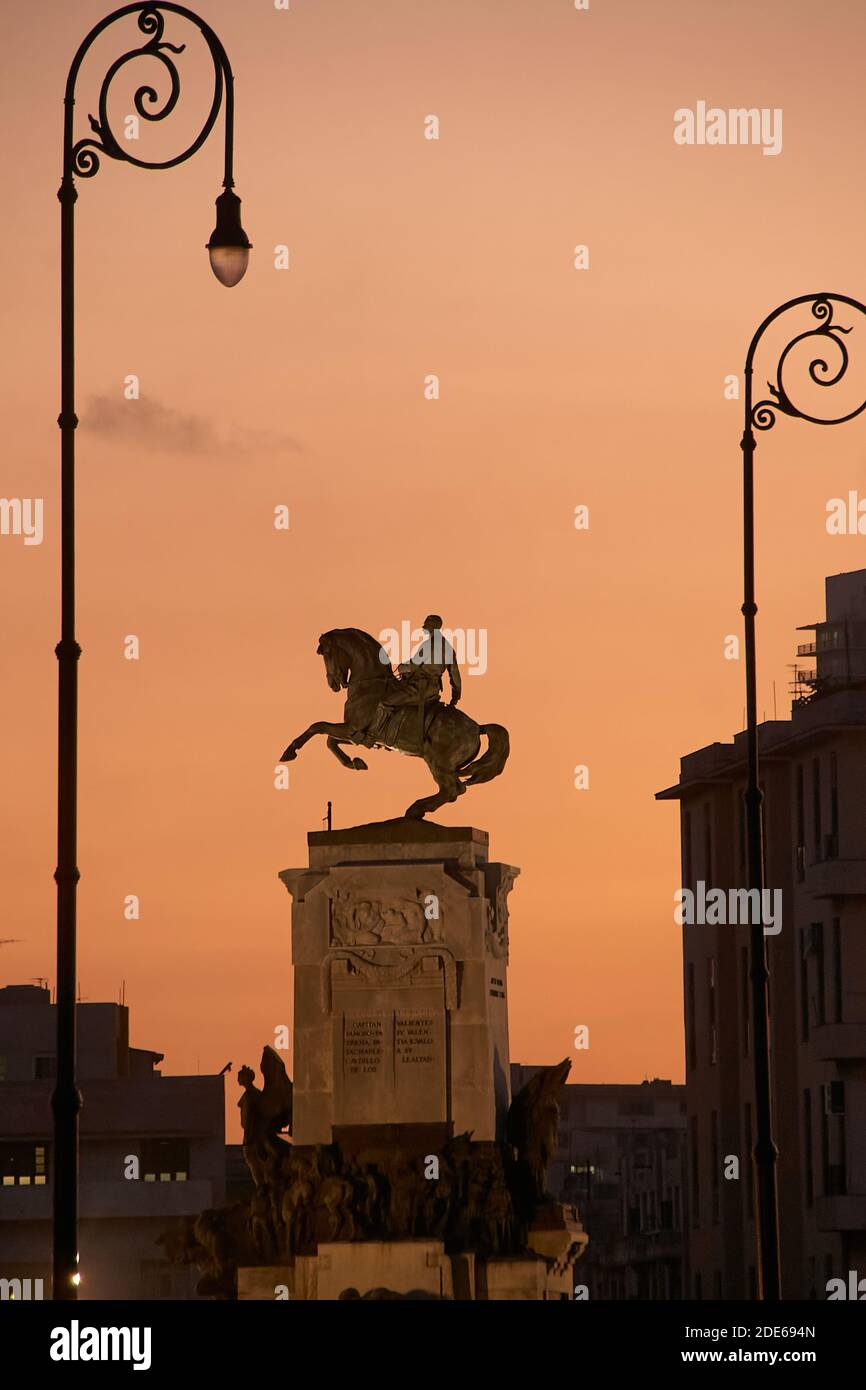 Monumento ein maceo Fotos und Bildmaterial in hoher Auflösung Alamy