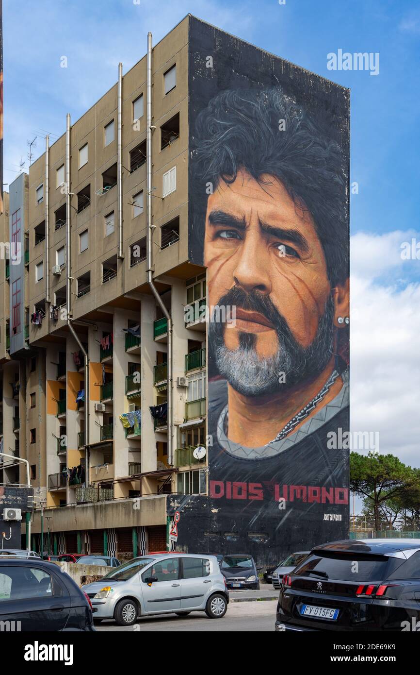 Ponticelli Neapel das Wandbild von Maradona vom Künstler Jorit Stockfoto