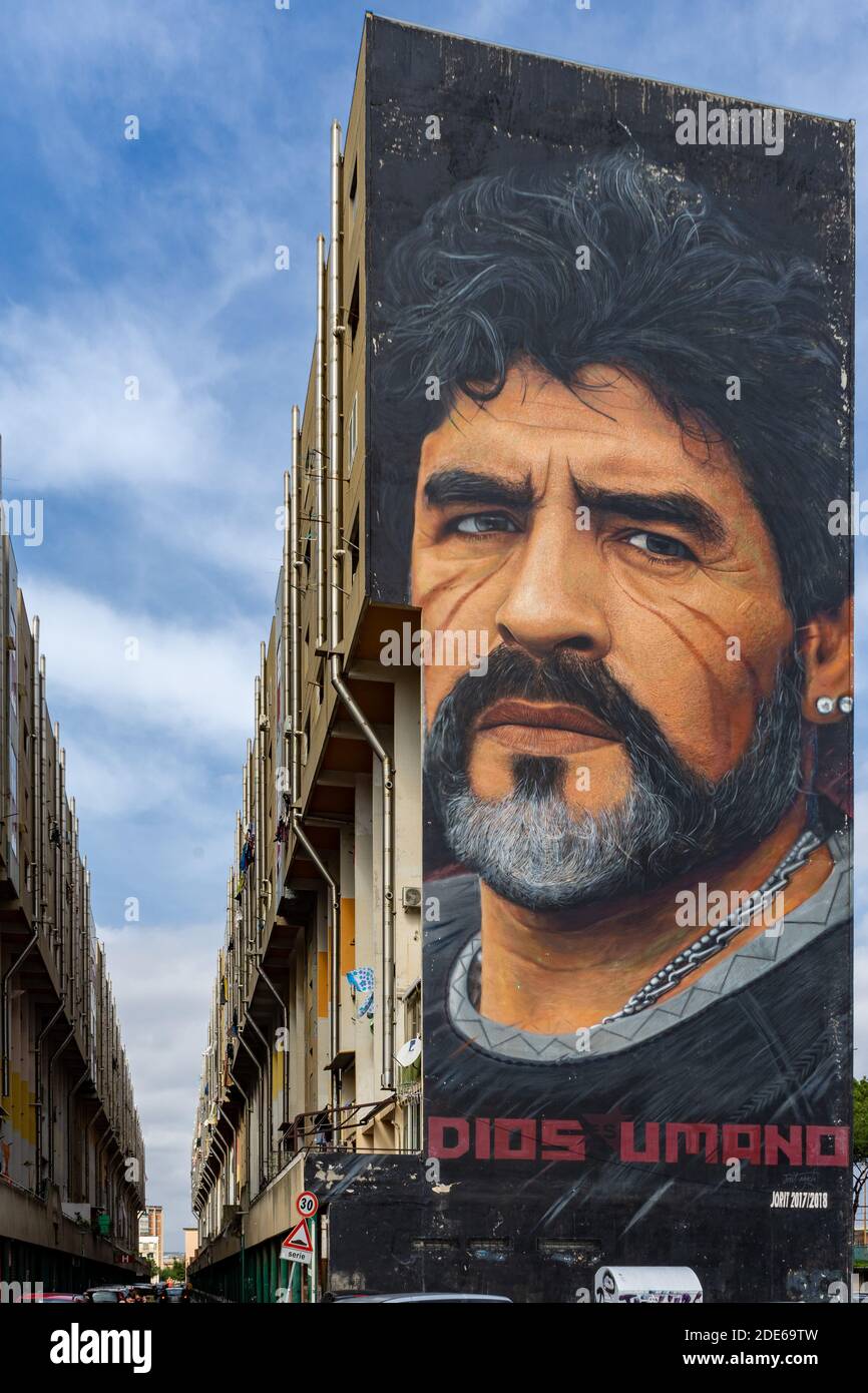 Ponticelli Neapel das Wandbild von Maradona vom Künstler Jorit Stockfoto