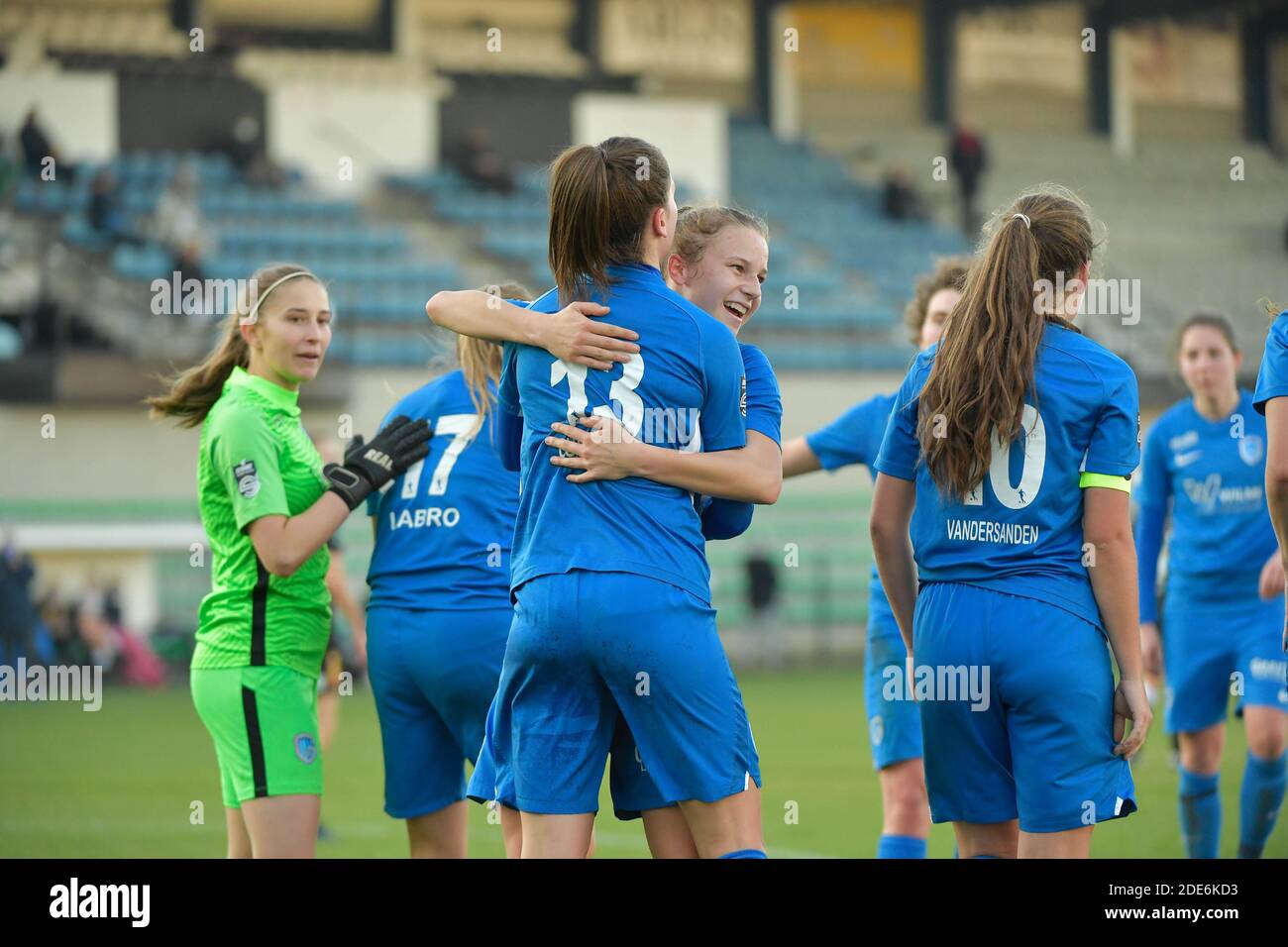 Aalst, Belgien. November 2020. Genks Spieler feiern ihr Tor während eines weiblichen Fußballspiels zwischen Eendracht Aalst und Racing Genk am fünften Spieltag der Saison 2020 - 2021 der belgischen Scooore Womens Super League, Samstag, 28. November 2020 in Aalst, Belgien. FOTO SPORTPIX.BE Dirk VUYLSTEKE Dirk Vuylsteke Sportpix.be Quelle: SPP Sport Presse Foto. /Alamy Live Nachrichten Stockfoto