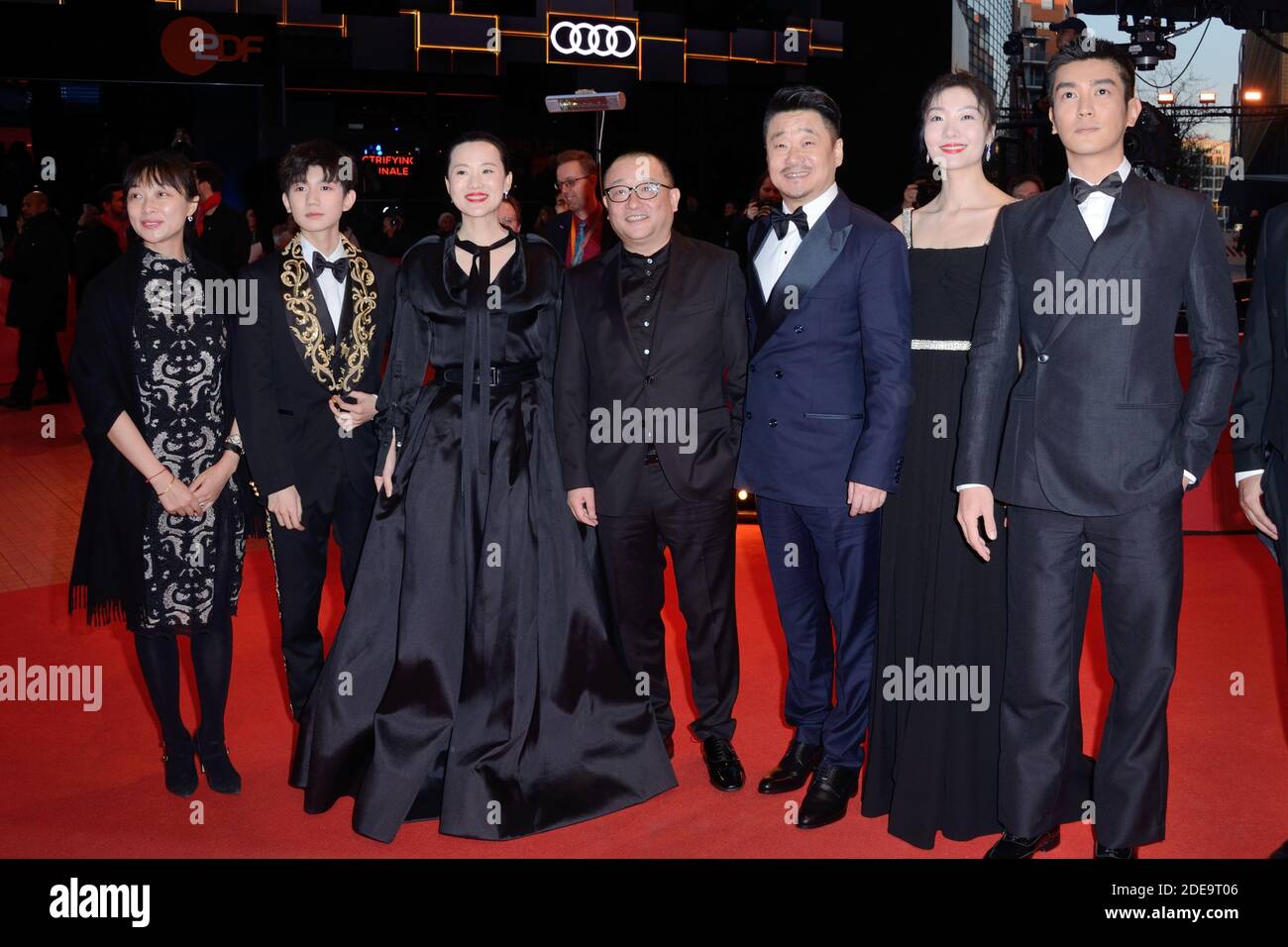 Liu Xuan, Wang Yuan, Yong Mei, Regisseur Wang Xiaoshuai, Wang Jingchun, Qi Xi, Du Jiang und Zhao Yanguozhang bei der so Long, My Son Premiere im Rahmen der 69. Internationalen Filmfestspiele Berlin (Berlinale) am 14. Februar 2019 in Berlin. Foto von Aurore Marechal/ABACAPRESS.COM Stockfoto